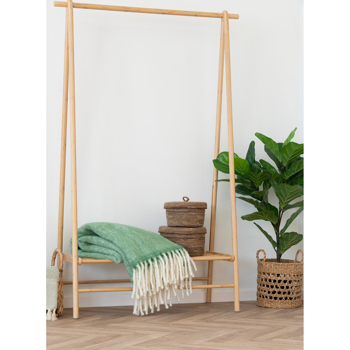 House Nordic ApS - Manaus Kledingkast Naturel - Deco Delights Kledingkast