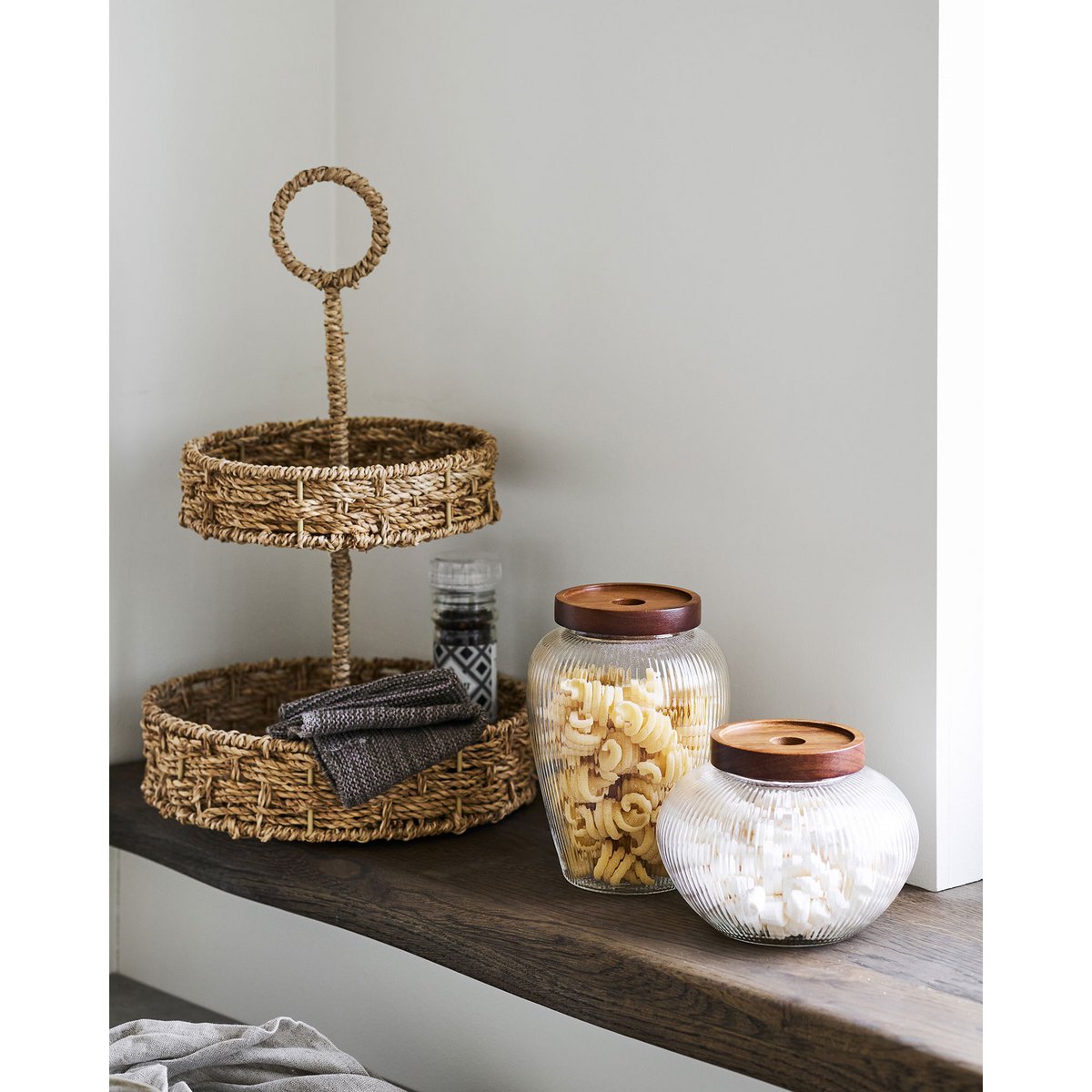 House Nordic ApS - Rifbjerg Dienblad, zeegras, natuur, ø25x40,5 cm - Deco Delights