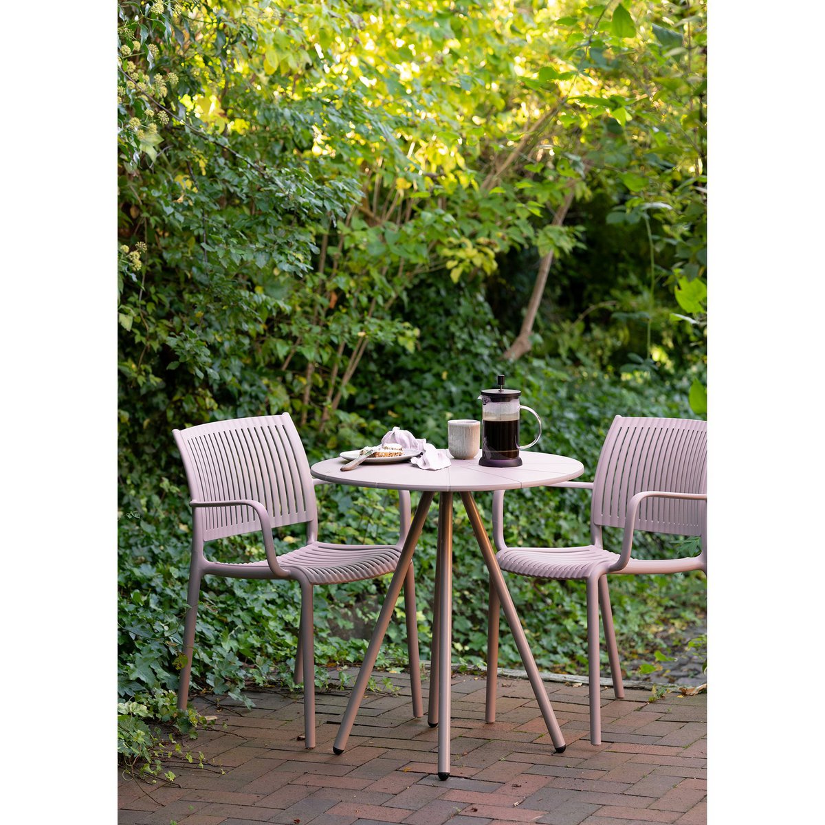 House Nordic ApS - Barletta Bistrotafel, polypropyleen/staal, taupe, ø70x73,5 cm - Deco Delights