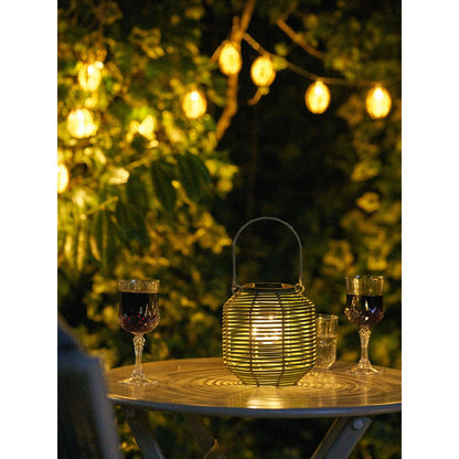 House Nordic ApS - Crewe Lantern, oplaadbaar met geïntegreerd zonnepaneel, groen - Deco Delights