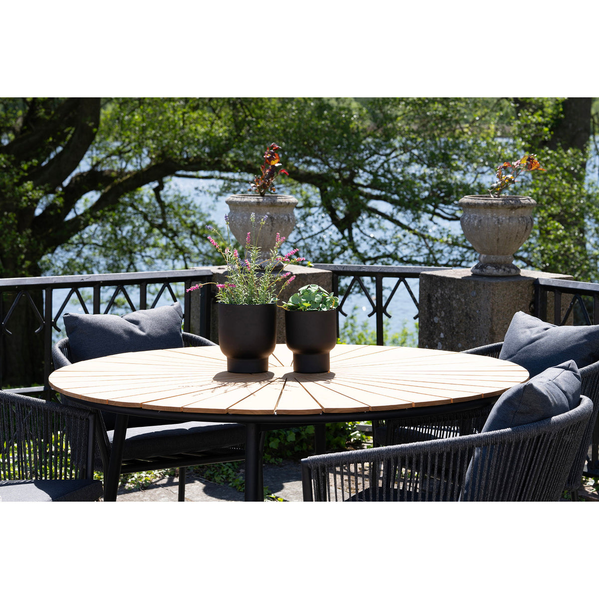 House Nordic ApS - Fulda Bloempot Zwart - Deco Delights Bloempot