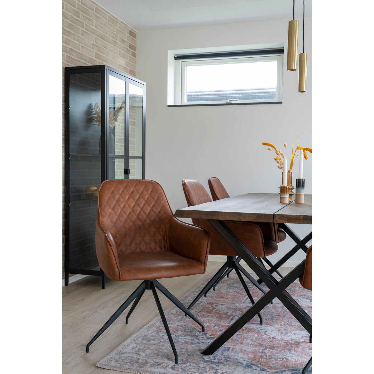 House Nordic ApS - Harbo Draaibare Eetkamerstoel Bruin - Deco Delights Eetkamerstoel