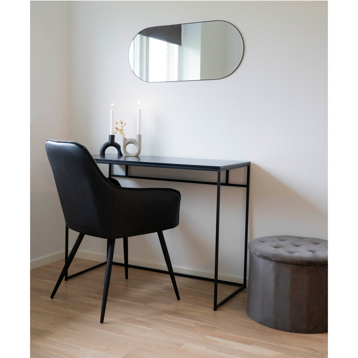 House Nordic ApS - Harbo Eetkamerstoel PU Leer Zwart - Deco Delights Eetkamerstoel