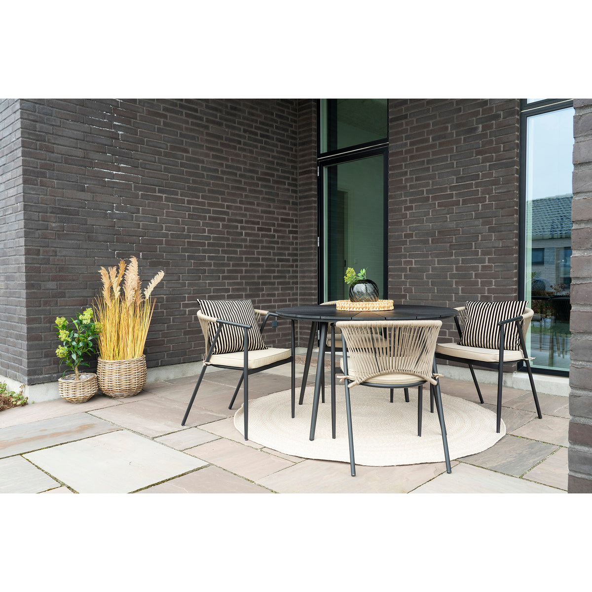 House Nordic ApS - Kubu Manden Naturel - Deco Delights Mand