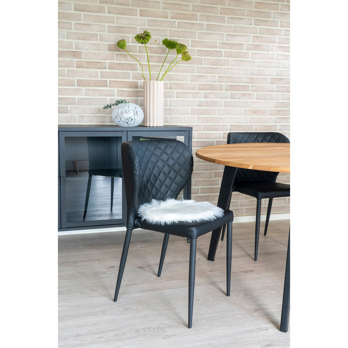 House Nordic ApS - Kunstlamsvacht Zitkussen Wit - Deco Delights Zitkussen