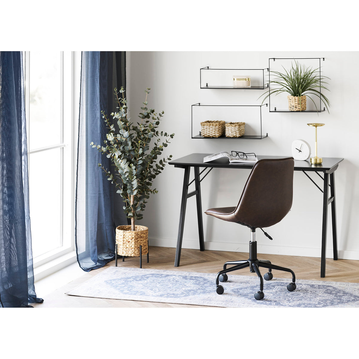 House Nordic ApS - Ulmo Wandplank Zwart - Deco Delights Wandplank